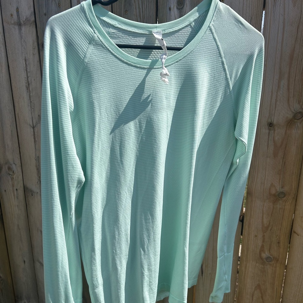 Lululemon Light Mint Long-Sleeve Women's Top Size 10